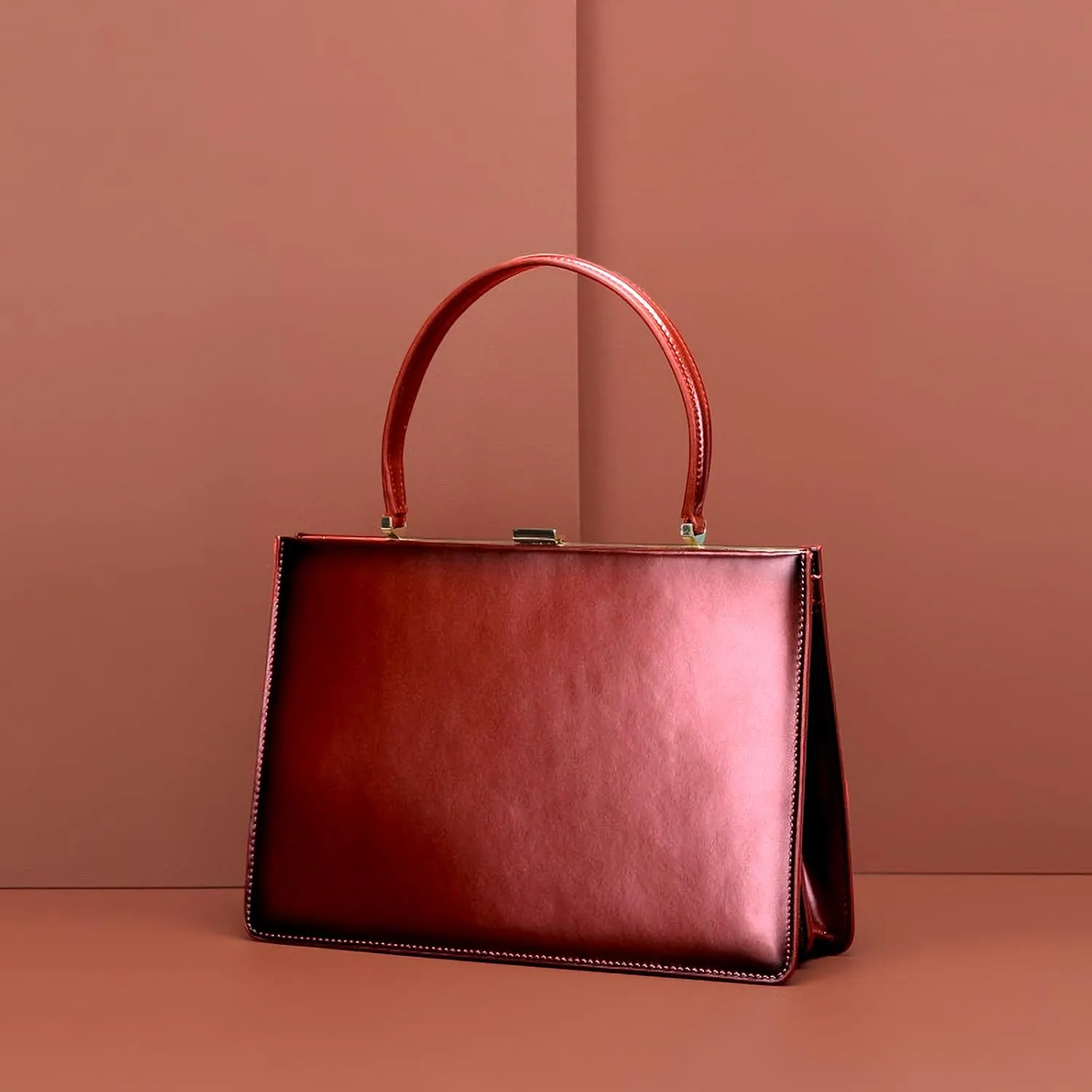Clip Closure Luxury Genuine Leather Women's Handbag Temperament Age Reduction Commuter Bag