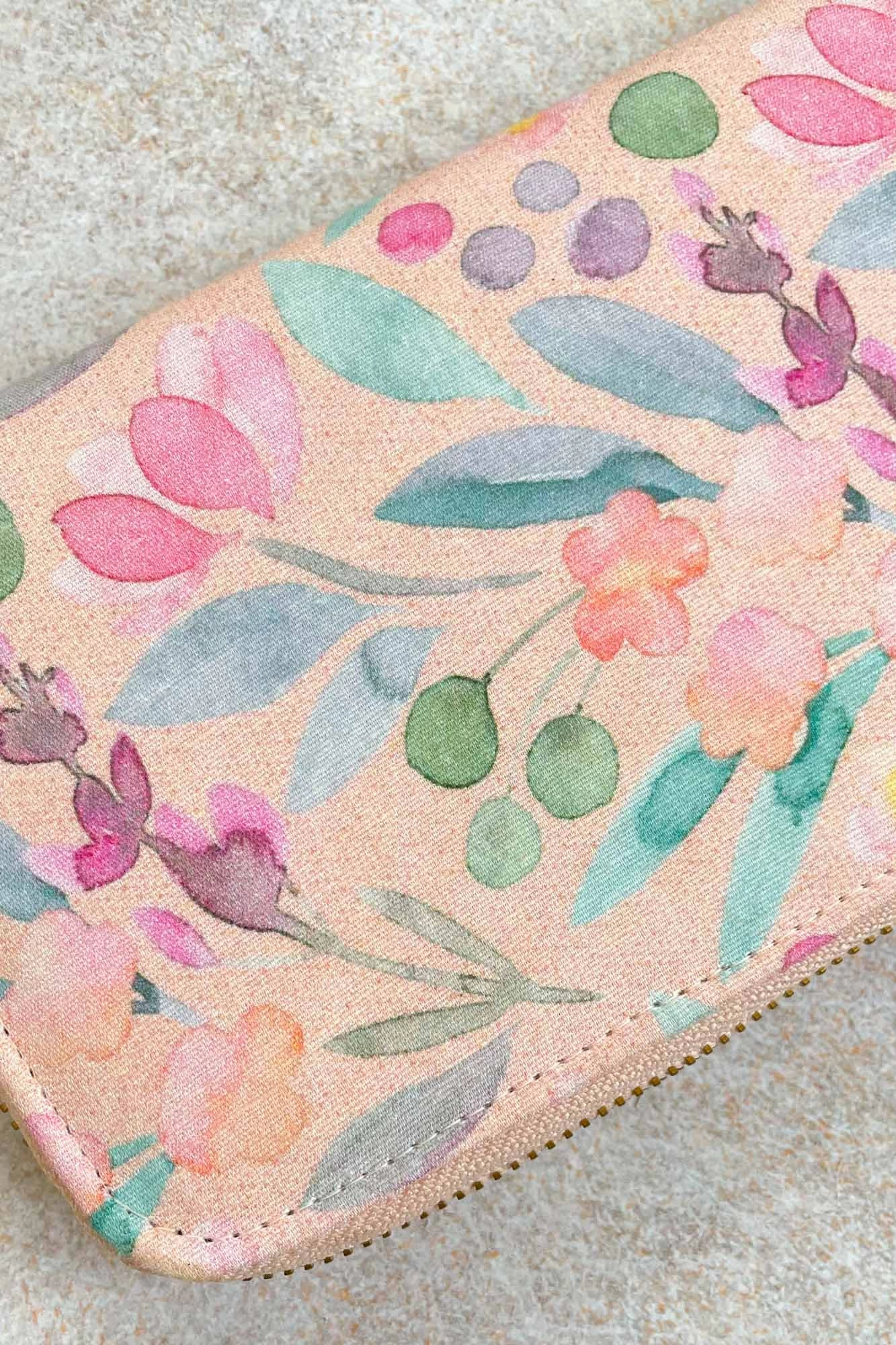 Cynthia Floral Wallet - Peach