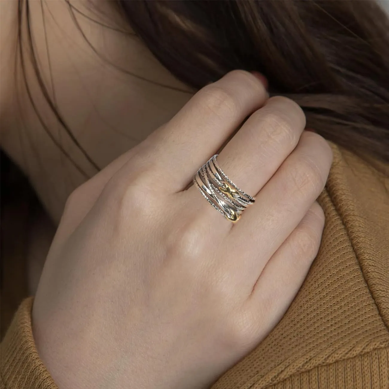 Designer Jewelry Two Tone Cable Wire Intertwined Crossover Statement Ring Chunky 11 mm Wide Band Rings for Women Gift