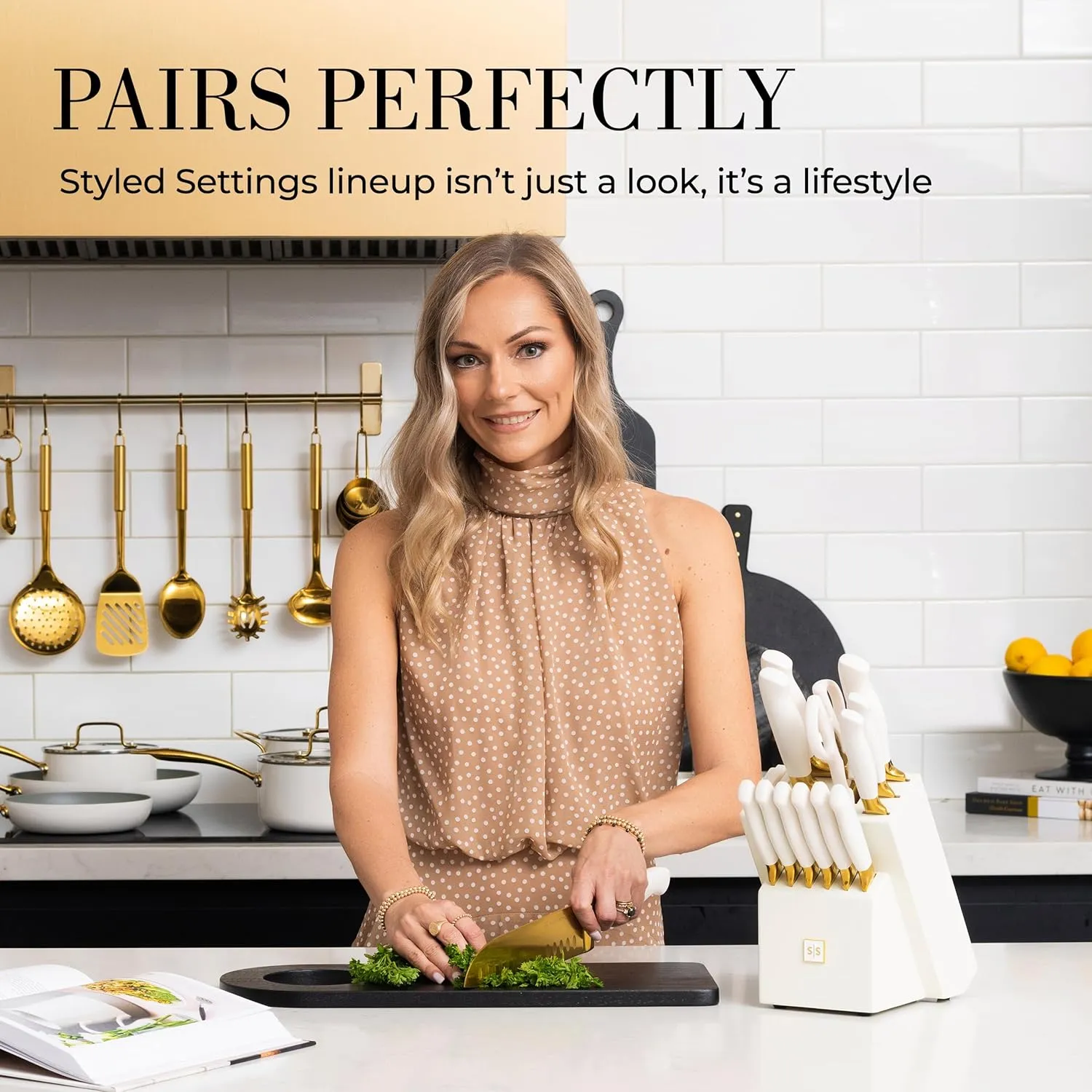 Gold Knife Set with Block Self-Sharpening – 14-Piece Titanium Coated Gold and Off-White Kitchen Knives with White Block and Built-In Sharpener – Stylish Luxury Kitchen Accessories and Decor