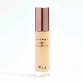 In The Style Luminous Liquid Foundation Ivory