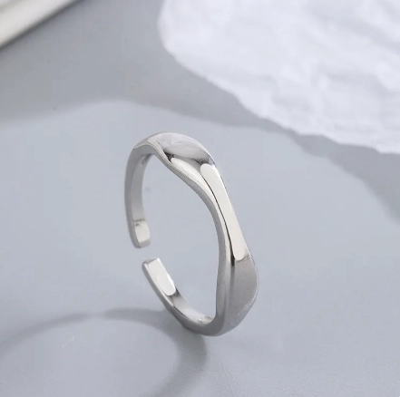 Laura | Adjustable Sterling Silver Ring