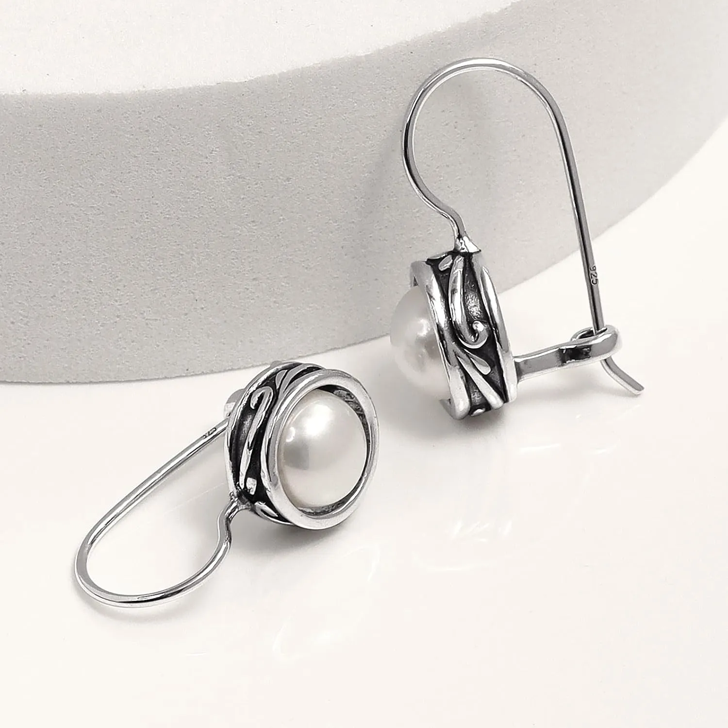 LeCalla 925 Sterling Silver Hammered Earrings Lightweight Italian Classic Handmade Textured Hammered Drop Dangle Earring for Women