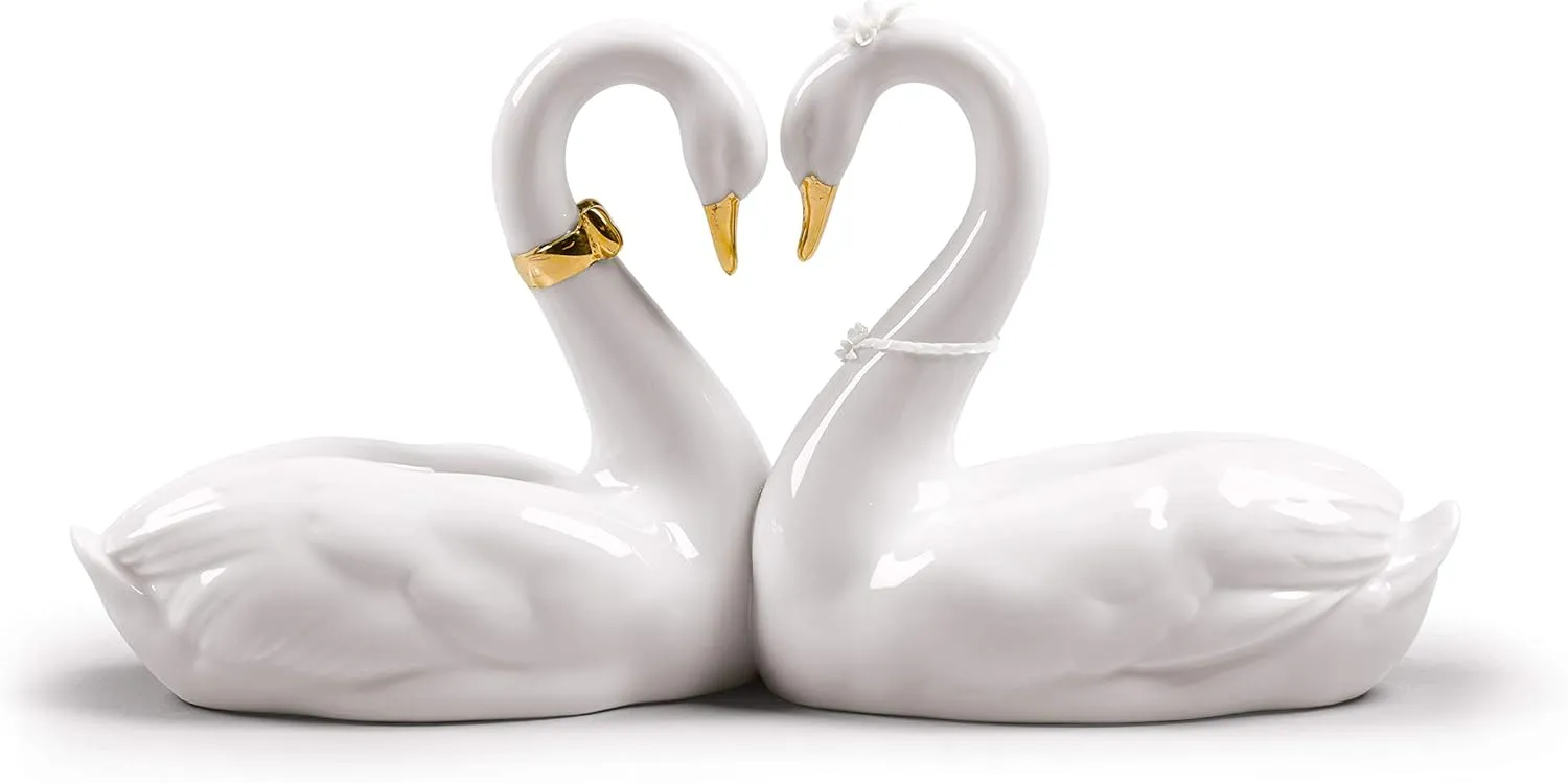 LLADRÓ Endless Love Swans Figurine. Golden Luster. Porcelain Swan Figure.