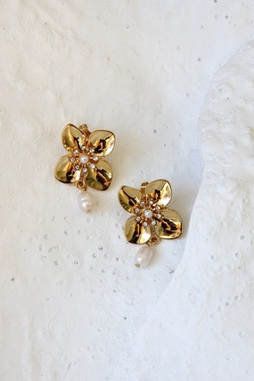 Sian Floral Pearl Earrings