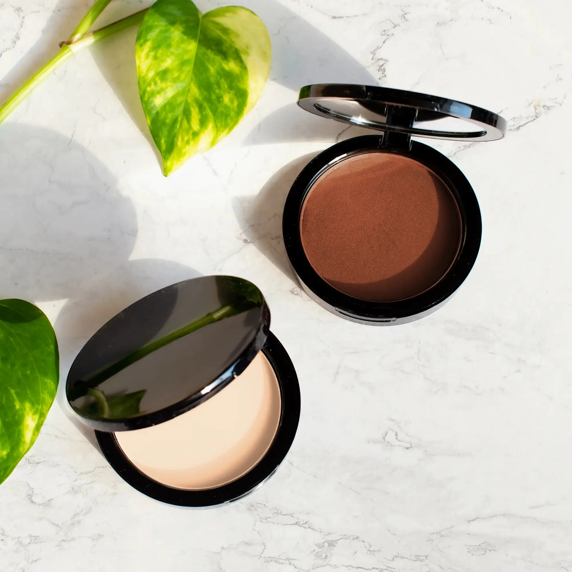 Transform Your Look with Dual Blend Powder Foundation - Breeze