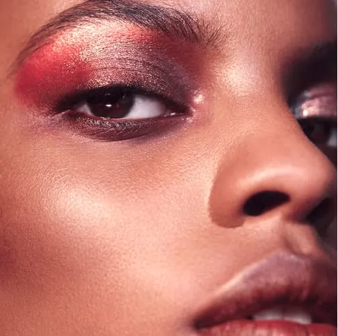 Victoria Beckham Beauty Lid Lustre Crystal Infused Eye Shadow (Mink)