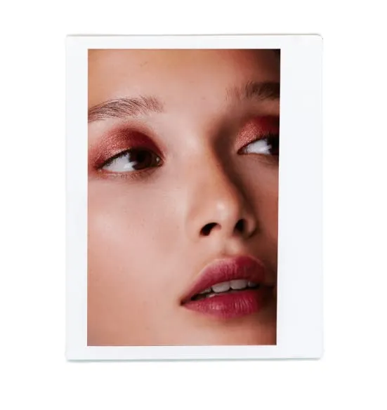 Victoria Beckham Beauty Lid Lustre Crystal Infused Eye Shadow (Tea Rose)