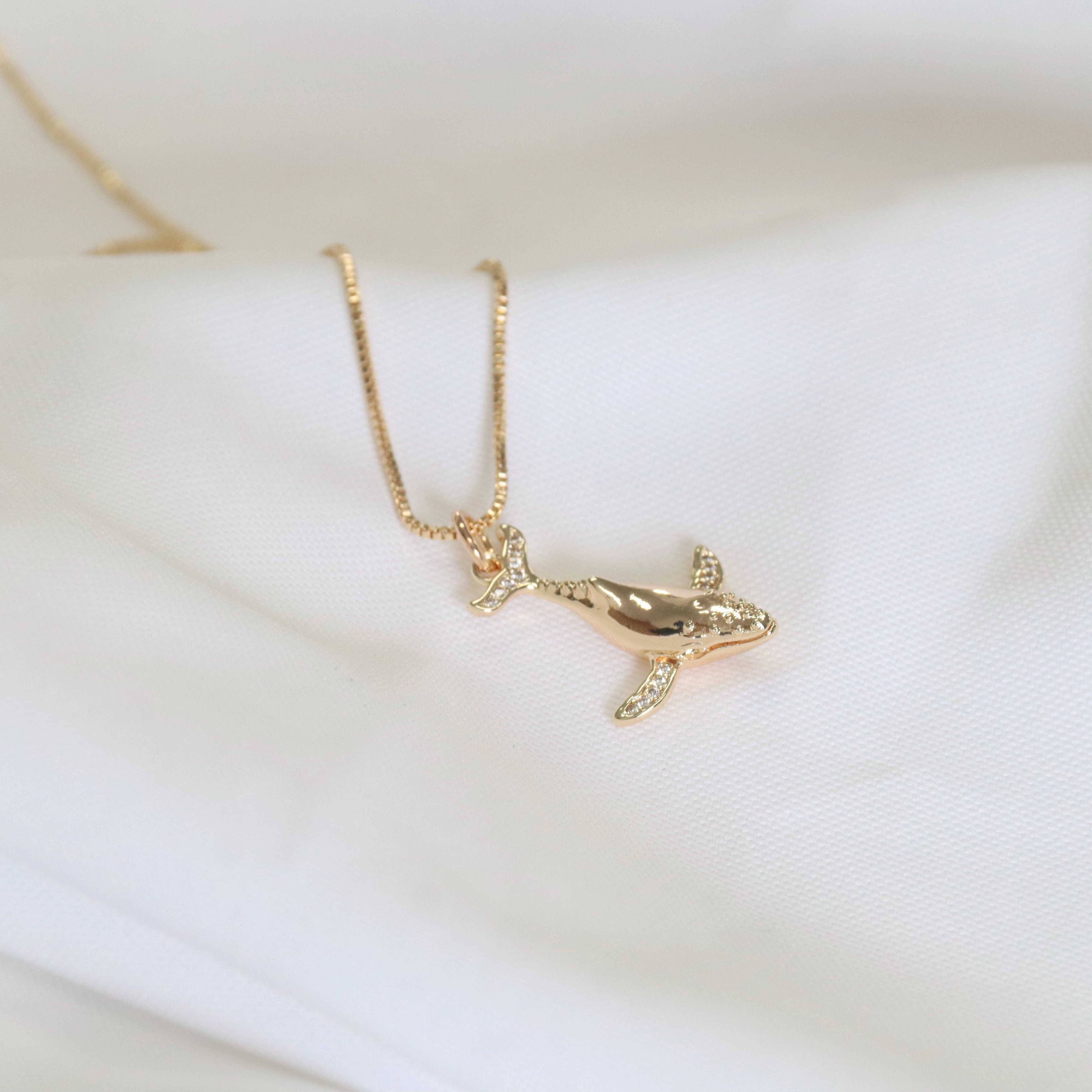 Willy | Whale Pendant Necklace